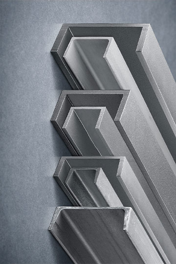 Studs or U profiles Studs or U profiles